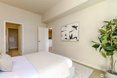 17 W Mercer Street #301, Seattle, WA 98119 - Photo 24