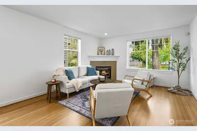 931 A N 97th Street, Seattle, WA 98103 - Photo 14