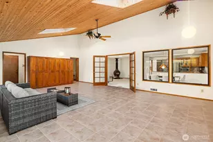 928 Mountain Ln, Edmonds, WA 98020 - Photo 18