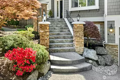 7003 117th Place NE, Kirkland, WA 98033 - Photo 2