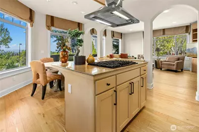 7003 117th Place NE, Kirkland, WA 98033 - Photo 10