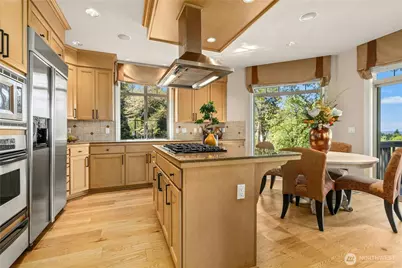 7003 117th Place NE, Kirkland, WA 98033 - Photo 8