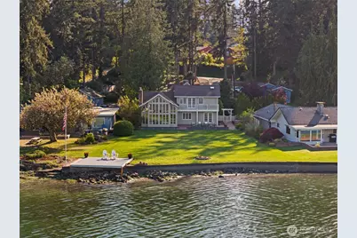 3012 Marine Drive, Bremerton, WA 98312 - Photo 1