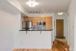 412 11th Ave, Seattle, WA 98122 - Photo 14