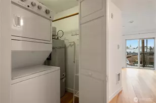 412 11th Ave, Seattle, WA 98122 - Photo 18