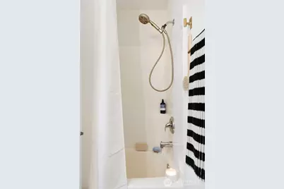 7930 NE Seawind Avenue, Poulsbo, WA 98370 - Photo 20