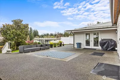 12631 NE 9th Place #C205, Bellevue, WA 98005 - Photo 22