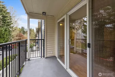 12631 NE 9th Place #C205, Bellevue, WA 98005 - Photo 20