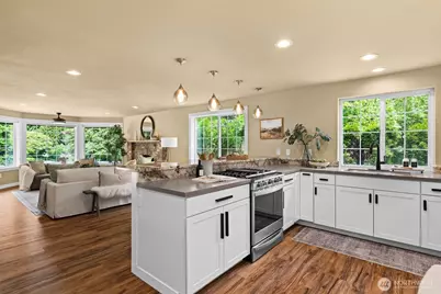 1004 34th Street Ct NW, Gig Harbor, WA 98335 - Photo 10
