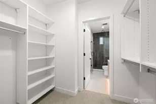 222 D 10th Ave E, Seattle, WA 98102 - Photo 18