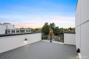 222 D 10th Ave E, Seattle, WA 98102 - Photo 24