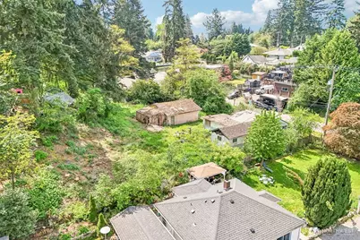 12242 10th Avenue S, Seattle, WA 98168 - Photo 10