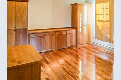 327 E Birch Street, Walla Walla, WA 99362 - Photo 8