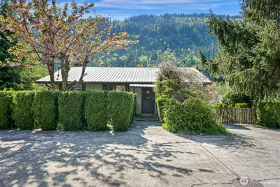 371 Lakeside Drive, Sedro Woolley, WA 98284 - Photo 2