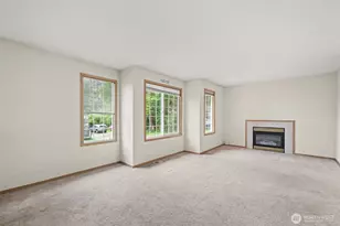 2620 NE 136th St, Seattle, WA 98125 - Photo 8