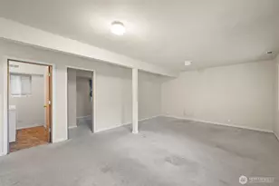 2620 NE 136th St, Seattle, WA 98125 - Photo 32