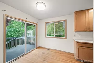 2620 NE 136th St, Seattle, WA 98125 - Photo 18