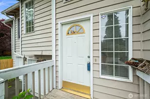 2620 NE 136th St, Seattle, WA 98125 - Photo 4