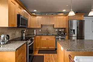 100 Wilkes St NW, Coupeville, WA 98239 - Photo 12
