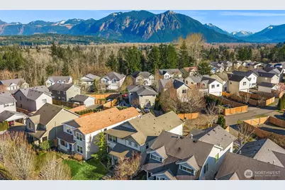 36907 SE Braeburn Street, Snoqualmie, WA 98065 - Photo 32