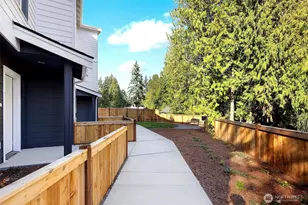 19505 Damson Rd, Lynnwood, WA 98036 - Photo 12