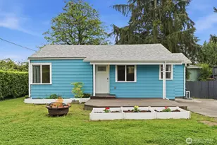 1651 SW 114th St, Seattle, WA 98146 - Photo 2