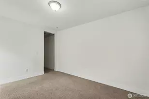 18530 46th Ave SE, Bothell, WA 98012 - Photo 22