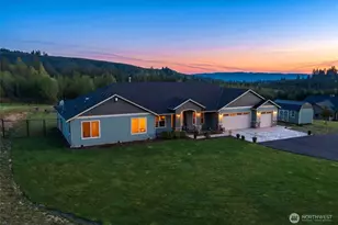 192 Cross Creek Rd, Kelso, WA 98626 - Photo 2