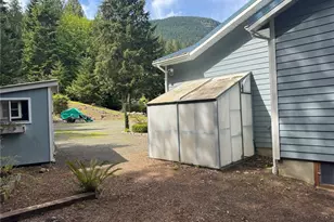 257 Nevergiveup Rd, Brinnon, WA 98320 - Photo 30