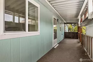 9314 Canyon Rd E, Puyallup, WA 98371 - Photo 18