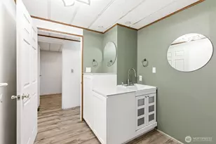 9314 Canyon Rd E, Puyallup, WA 98371 - Photo 16