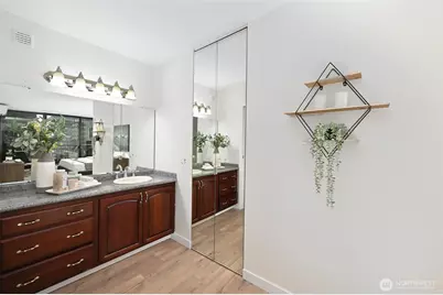 2100 3rd Avenue #1502, Seattle, WA 98121 - Photo 18