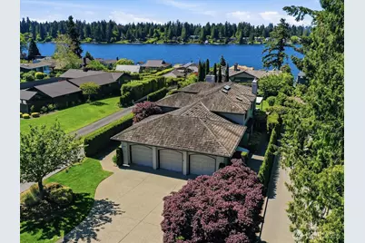 4235 91st Avenue NE, Yarrow Point, WA 98004 - Photo 32