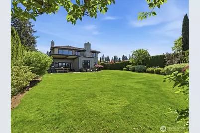 4235 91st Avenue NE, Yarrow Point, WA 98004 - Photo 30