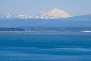 1497 Thompson Dr, Camano Island, WA 98282 - Photo 2