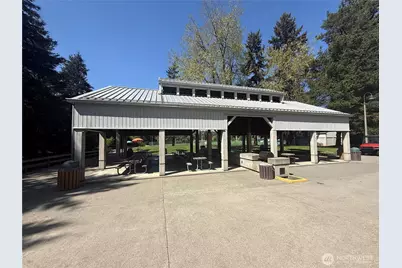 18397 NE 97th Court, Redmond, WA 98052 - Photo 38