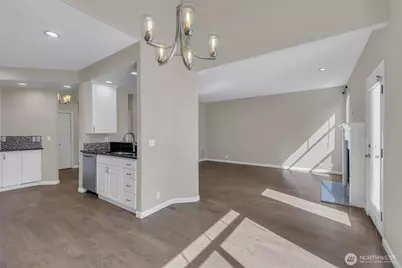 18397 NE 97th Court, Redmond, WA 98052 - Photo 24