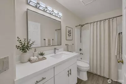 18397 NE 97th Court, Redmond, WA 98052 - Photo 16