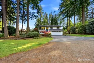 9215 NE 178th St, Bothell, WA 98011 - Photo 2