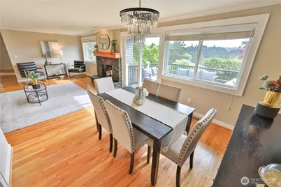 1330 176th Avenue NE, Bellevue, WA 98008 - Photo 4