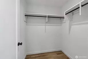 2925 39th Ave SW, Seattle, WA 98116 - Photo 16