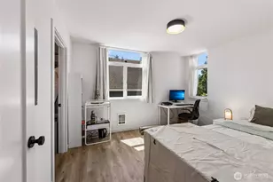 2925 39th Ave SW, Seattle, WA 98116 - Photo 10