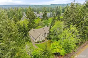 121 E Sterling Dr, Allyn, WA 98524 - Photo 4