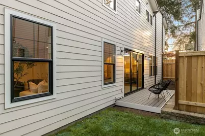 11610 NE 92nd Street, Kirkland, WA 98033 - Photo 36
