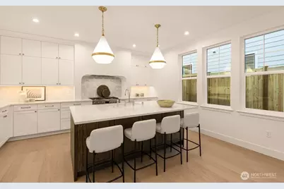 11610 NE 92nd Street, Kirkland, WA 98033 - Photo 12
