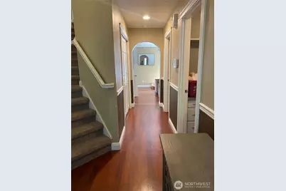 1018 27th Street Ct NW, Gig Harbor, WA 98335 - Photo 2