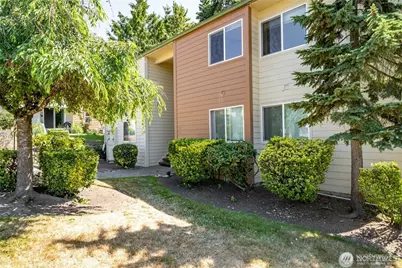 23629 112th Ave SE #E202, Kent, WA 98031 - Photo 1