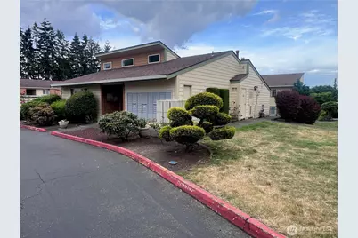 23629 112th Ave SE #E202, Kent, WA 98031 - Photo 18