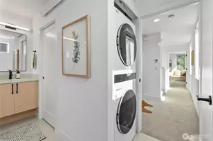 4521 Sunnyside Ave N, Seattle, WA 98103 - Photo 14
