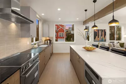 4406 1st Avenue NE, Seattle, WA 98105 - Photo 12